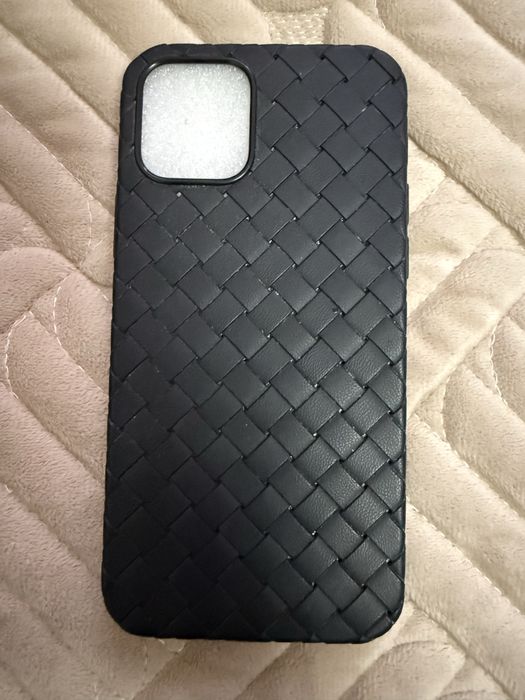 Продам чехол на iPhone 12 Pro