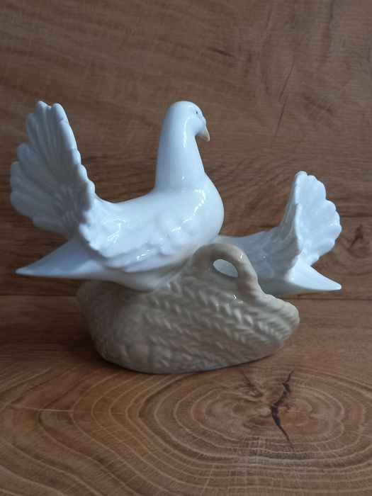 Порцеланова фигурира гълъби M.Requena Valencia Spain