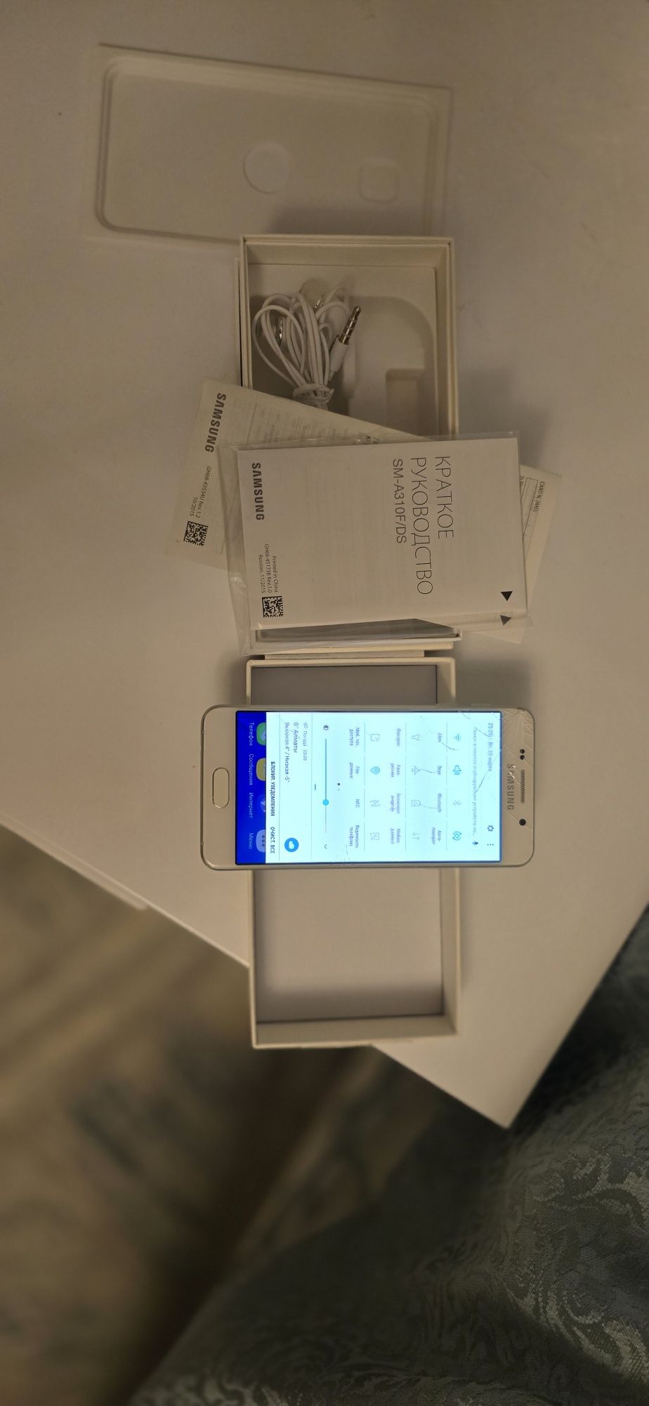 Samsung A3, 2016, 16 GB