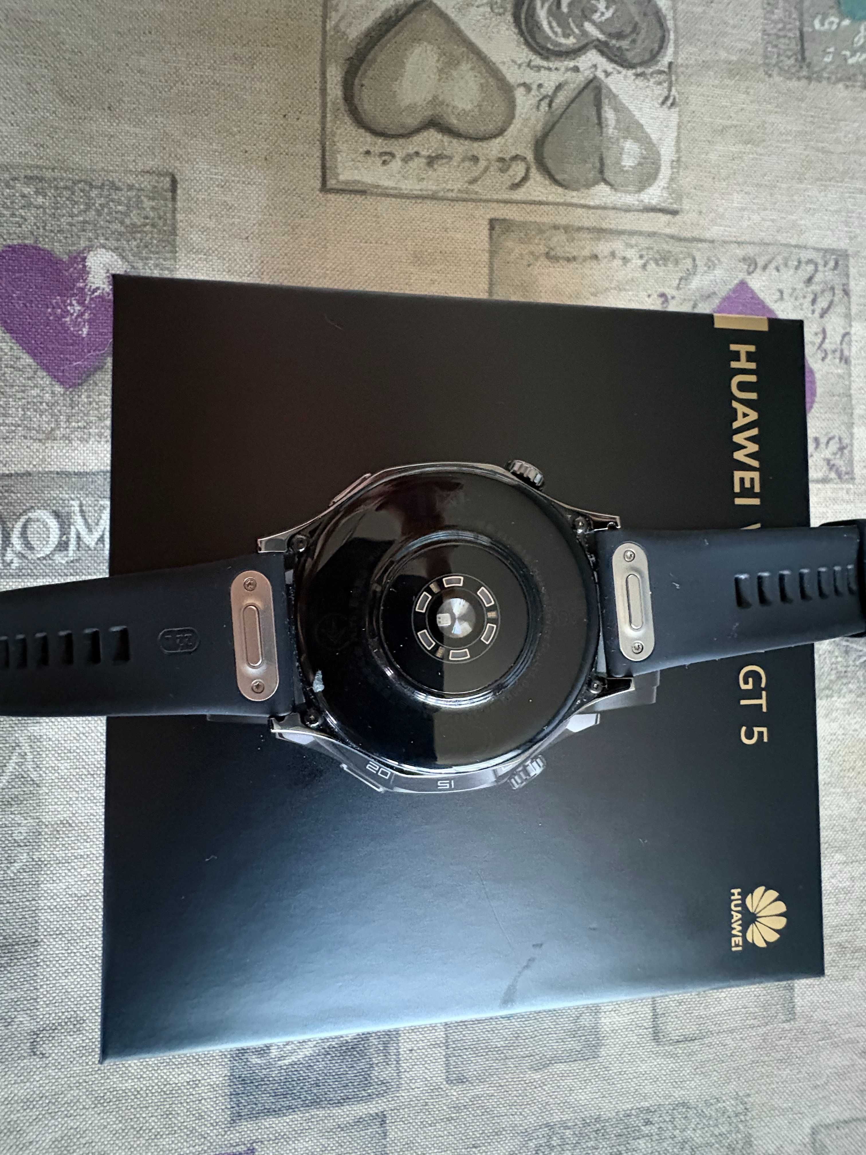 Смарт Часовник Huawei watch gt 5