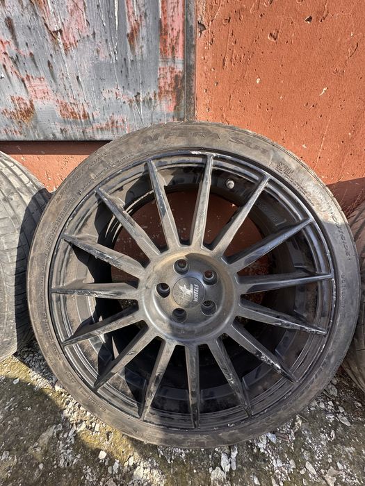 Джанти с гуми 5х100 18ки