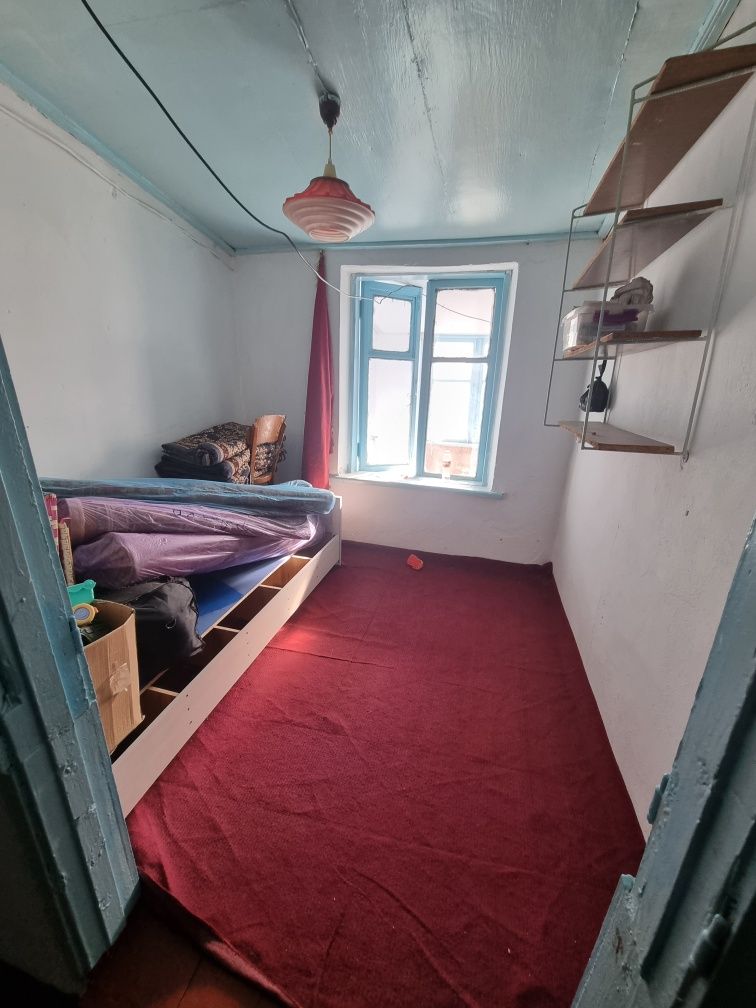 Uy sotiladi devyatka mantixona orqasi