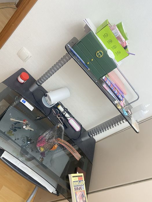 Стол компьютерный