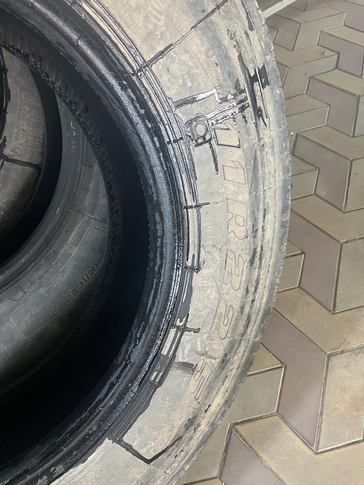 Продается Шины 11 22/5