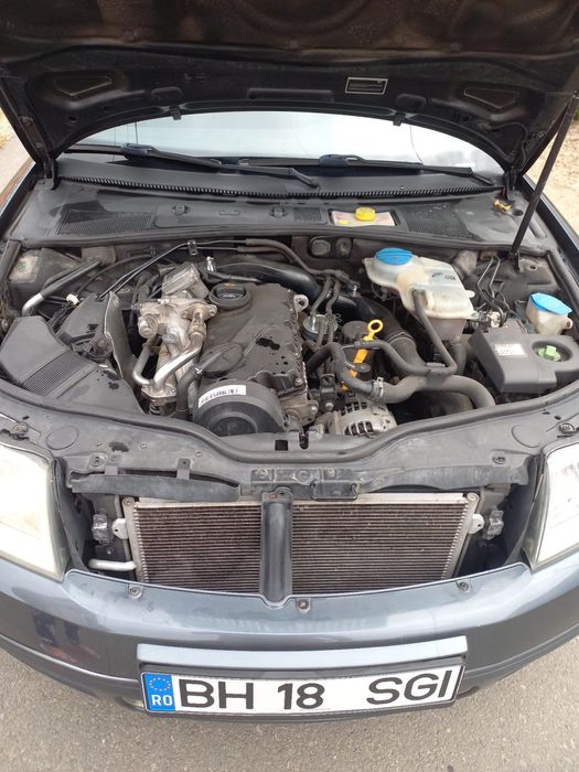 Vand Scoda superb din 2008 motor 19 tdi