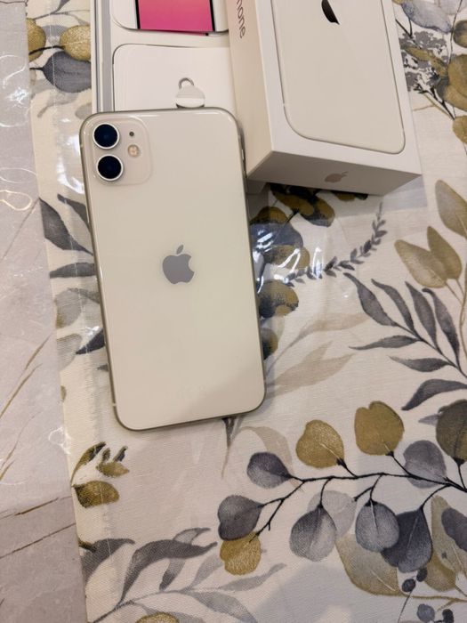 iPhone 11 на 128 гб