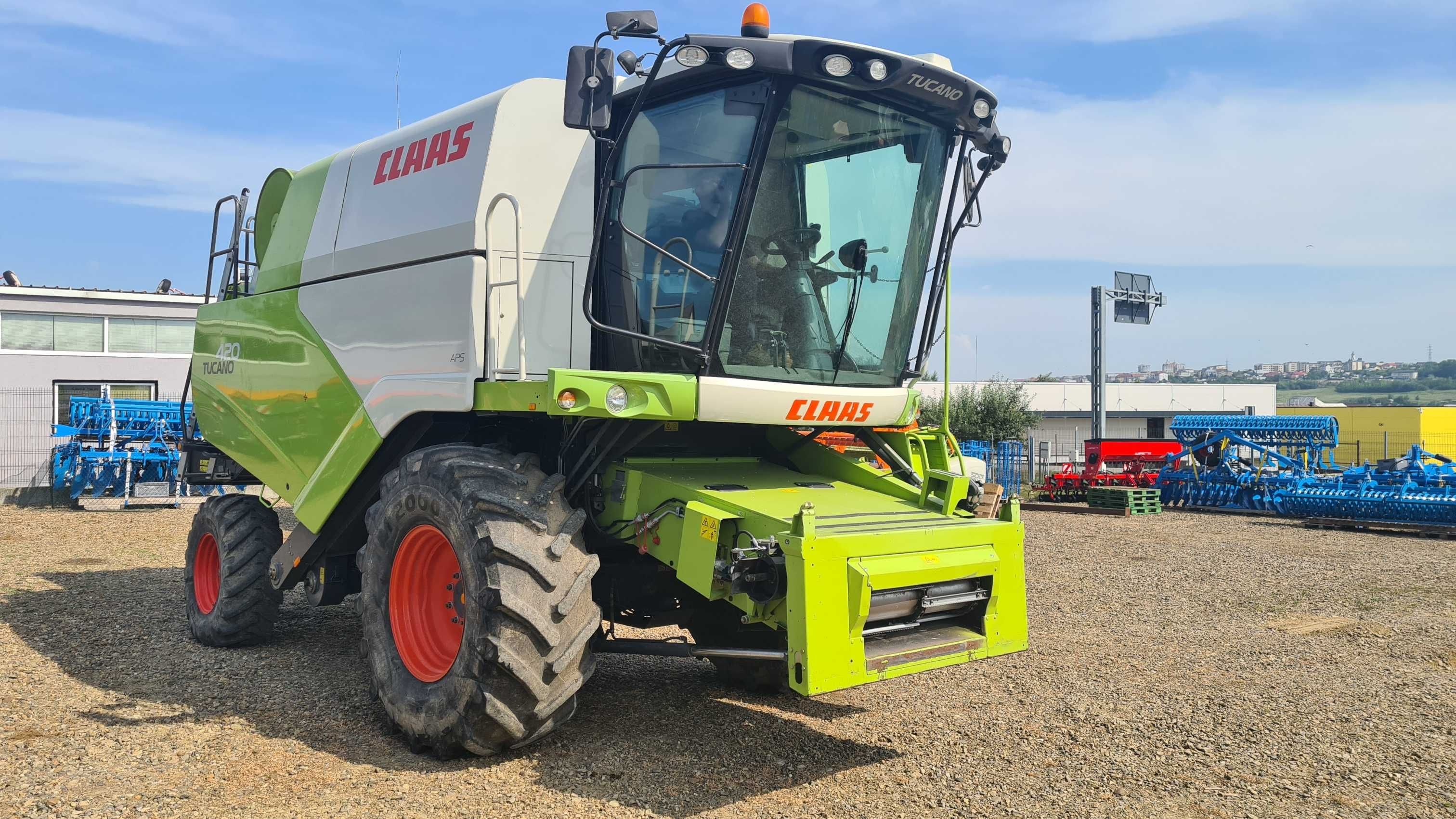 Combina CLAAS Tucano 420