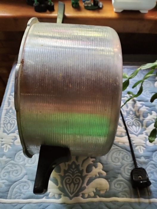 Скороварка на 4,5 литера б/у, СССР.