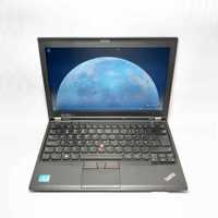 Laptop Lenovo ThinkPad X230i Core i3 3110M 128GB SSD 4GB DDR3 12 inci