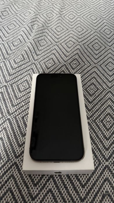 Продам IPhone 15 pro