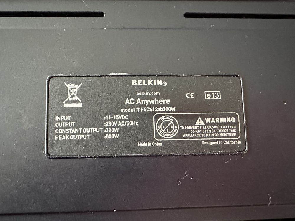 Invertor de tensiune Belkin 300W, DC/AC, DC12V AC230V