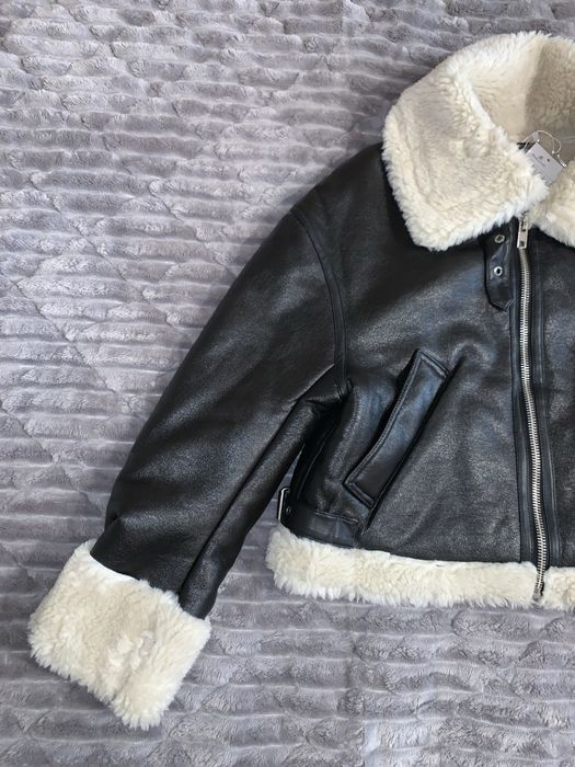 Geacă scurtă de piele cu blană, mărimea S