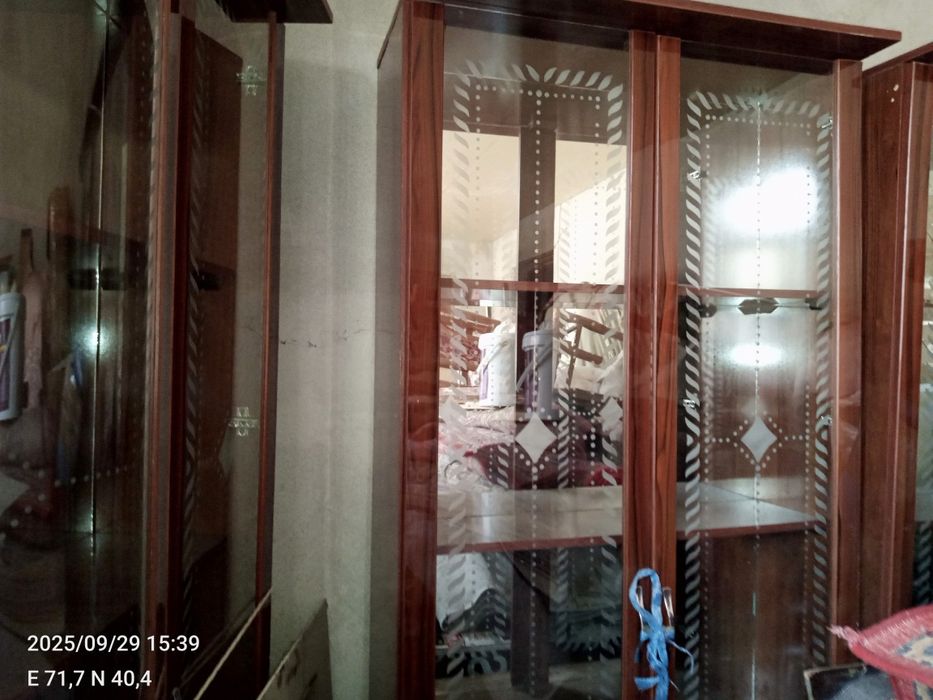 Стенка б/у хорошим состояние