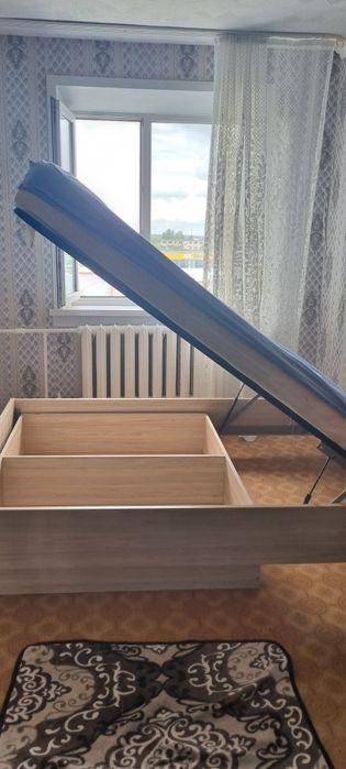 Продам кровать 140*200