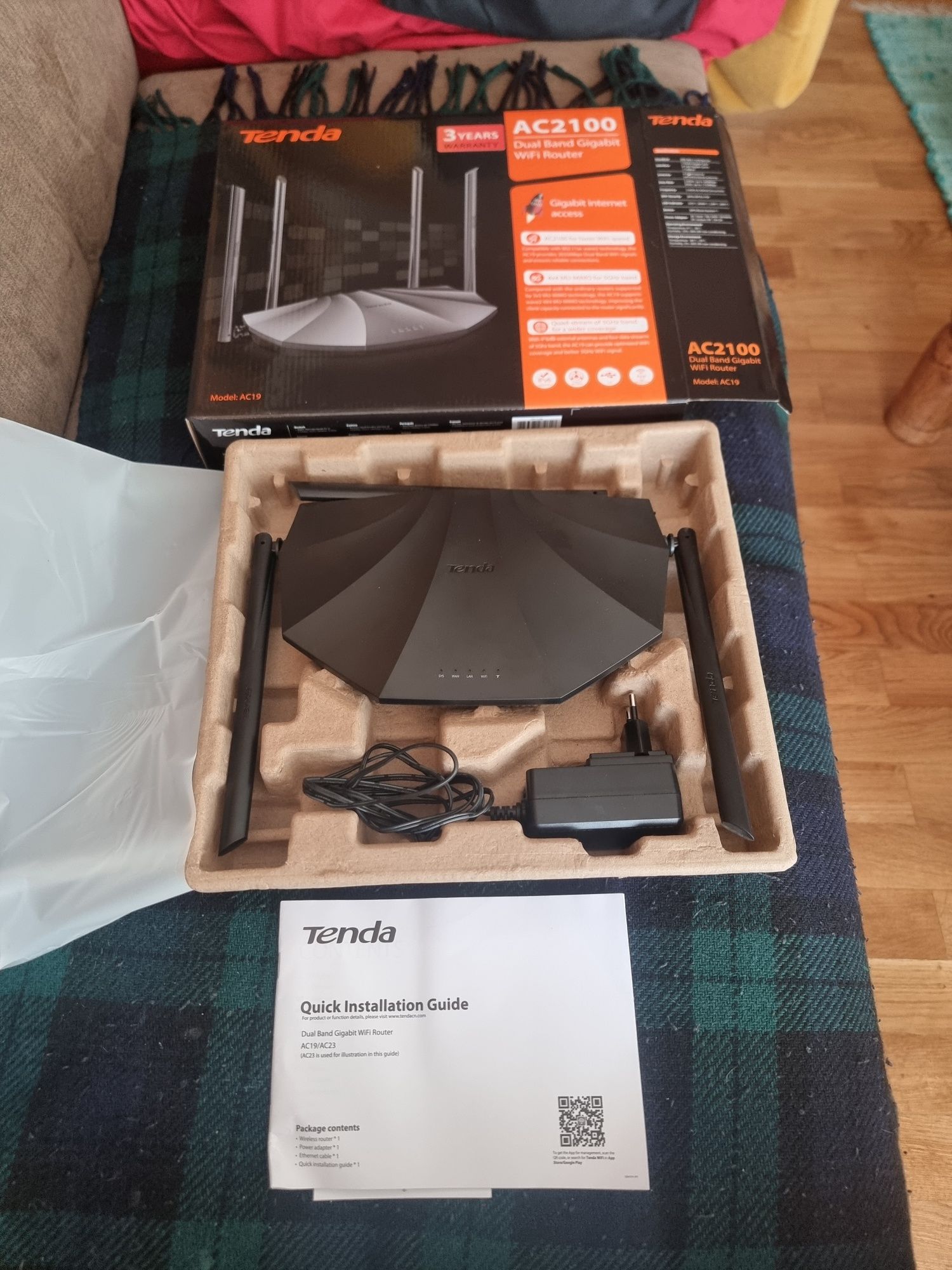 Tenda AC19 AC2100