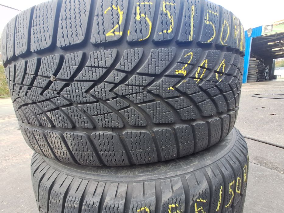 Vând 2 anvelope iarna 255/50r19 Dunlop Montaj Gratuit