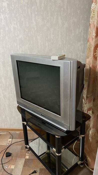 Продается телевизор LG в отличном состоянии