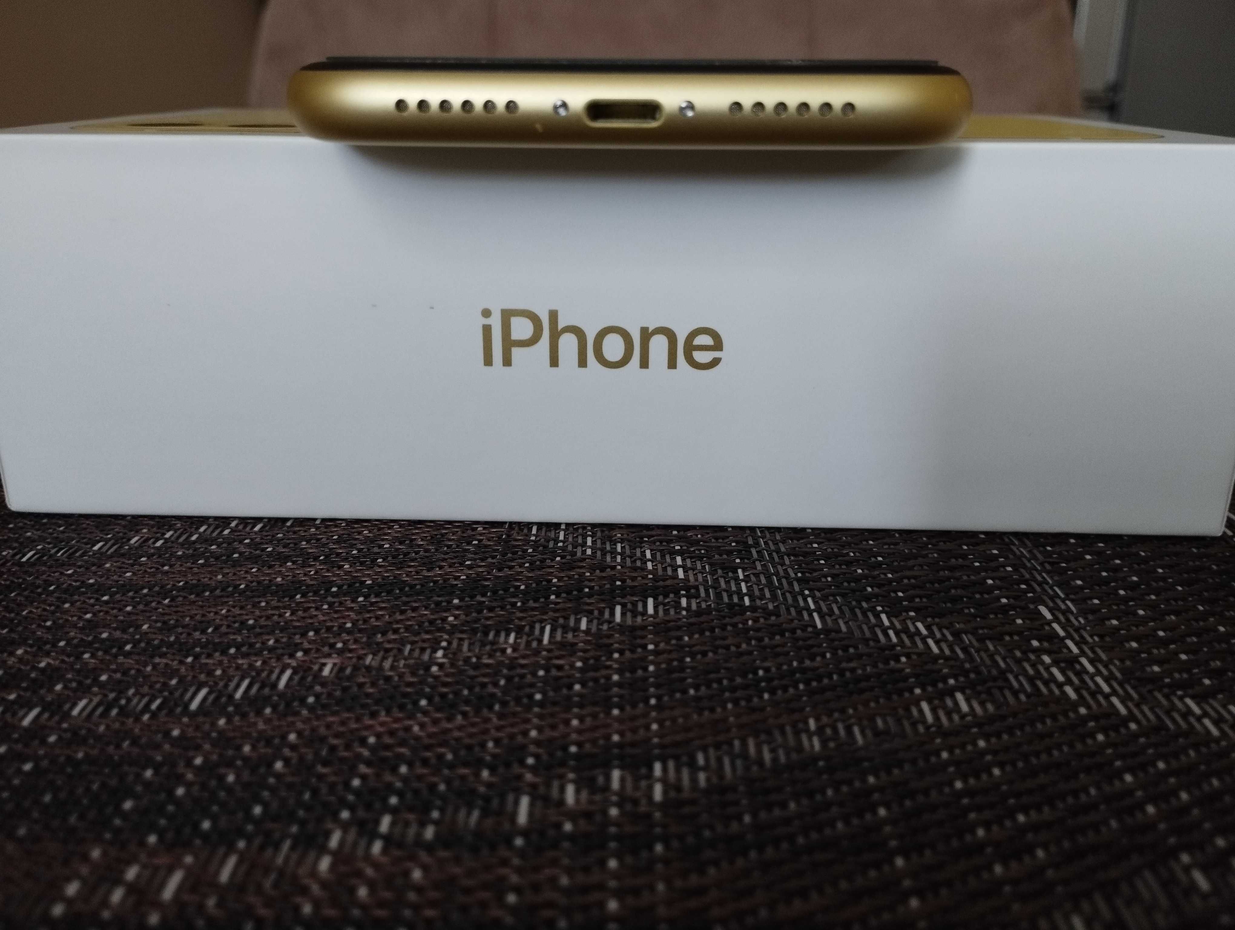 iPhone 11 128GB Yellow