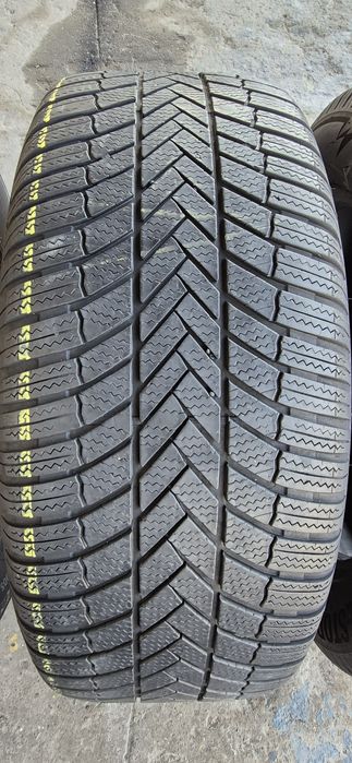 4 anvelope iarna Bridgestone 265/55/19,dot 2023.Pretul este pe bucata