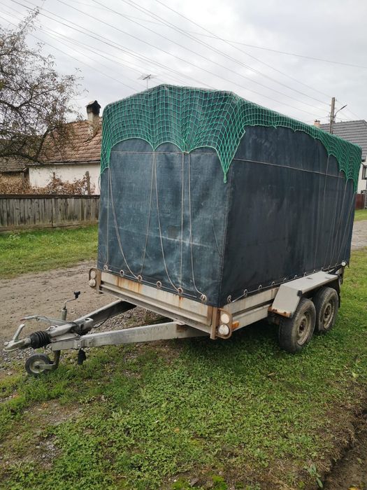 Remorca 1200 kg,in stare buna