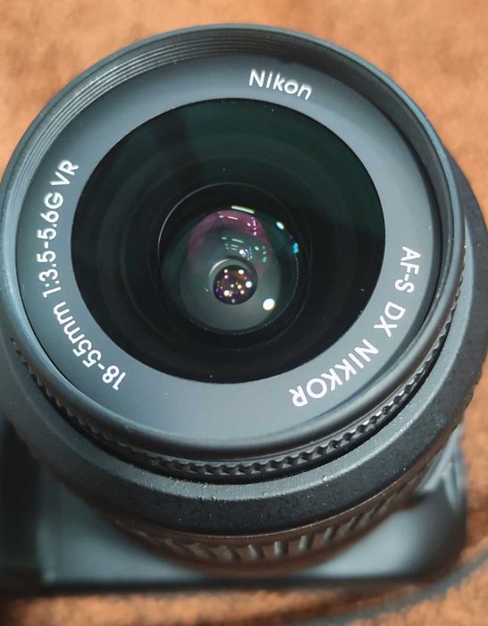 Nikon D5100  и AF-S 18-55/3,5-5,6 G VR