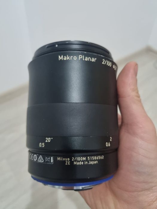 Carl zeiss milvus 100mm f2 makro planar canon EF