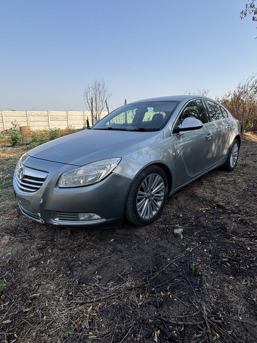 Dezmembrez opel insignia 2.0 cdti 118kw 160 cp eco 2012
