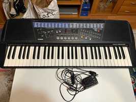 Orga CASIO CT-700.