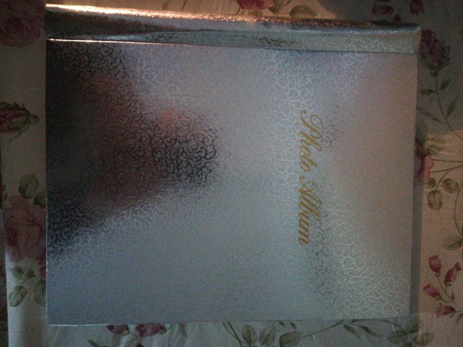 Продам фотоальбомы абсолютно новые