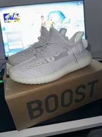 Yeezy 350 V2 Bone