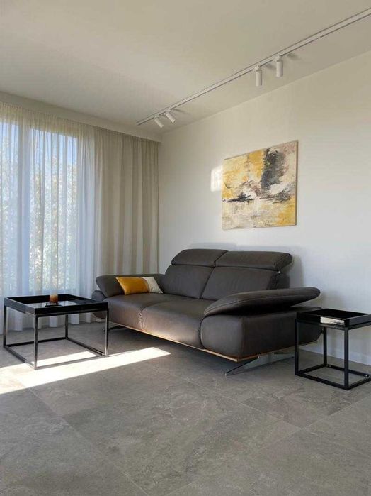 Продава се Тристаен апартамент в София, Младост 3 - 88 кв.м за 1932 €/кв.м - Снимка #1