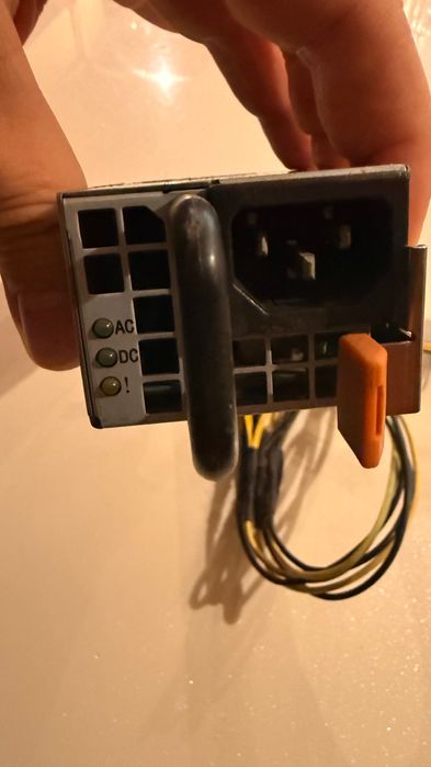 Sursa alimentate 12 v 675 w