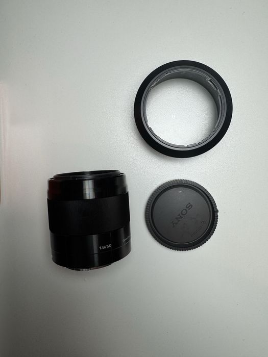 Sony 50mm F1.8 OSS e mount (crop)