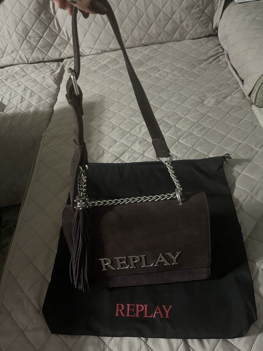 Сррахотна дамска чанта Replay