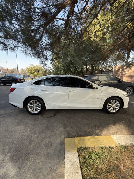 Malibu 2 Turbo moshina ideal