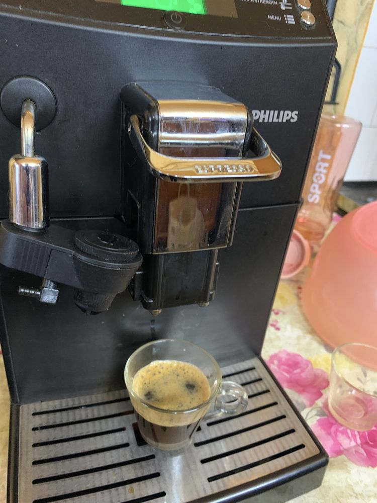 Espressor automat  cafea Philips Minuto seria 4000