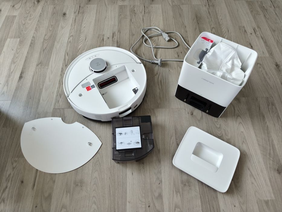 Aspirator robot / robot aspirare Roborock Q10 PF+ NOU