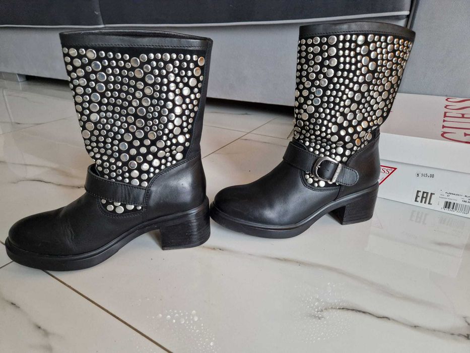 Cizme Guess din piele, noi