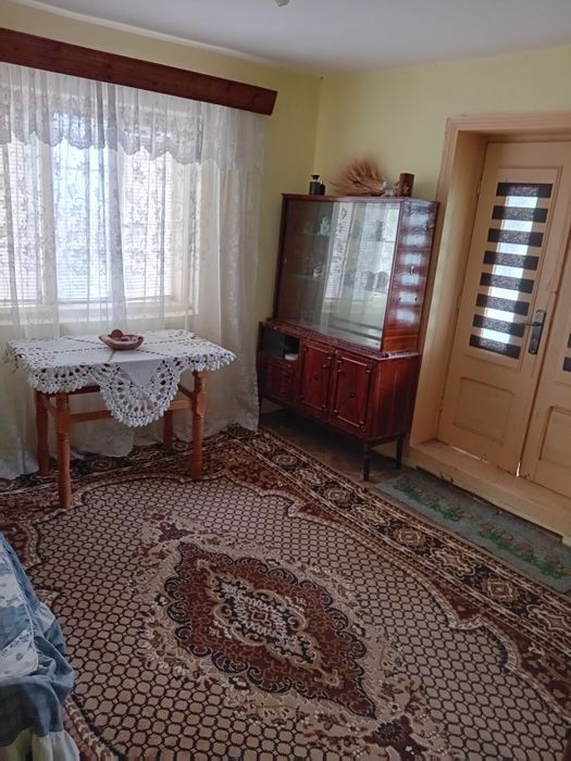 Casă cu teren 1100 mp – Movila Banului, jud. Buzău – 5 min de A7, 85 k