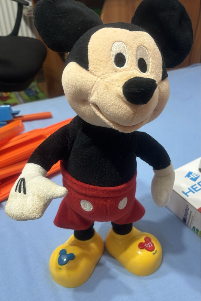 Mickey Povestitorul jucarie interactiva