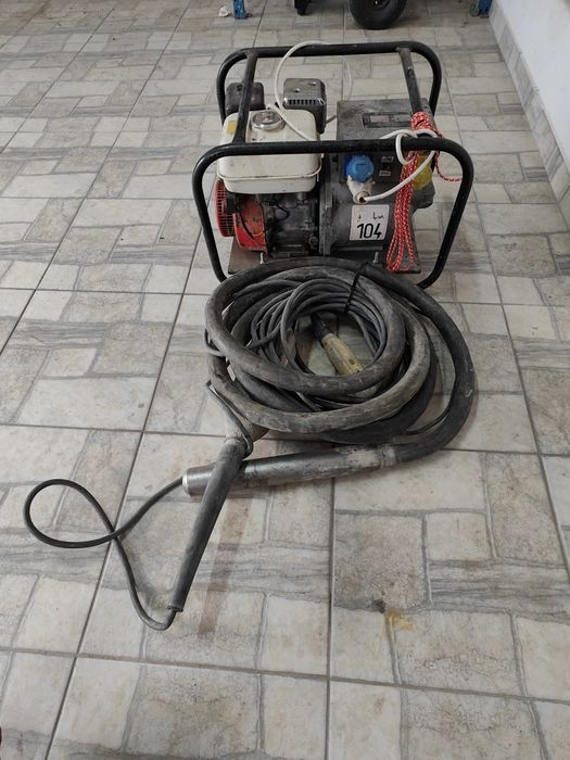 Vibrator și generator