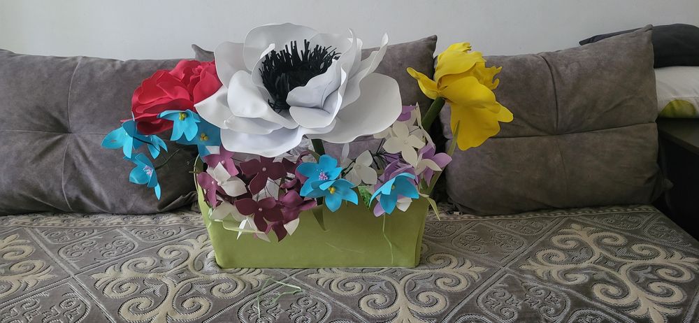 Цветы декоративные, ручная работа, ревезит к танцам