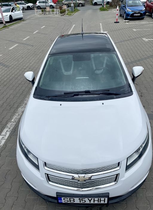Chevy Volt Plug-In Hybrid 60-100km autonomie pur electrică, impecabil!
