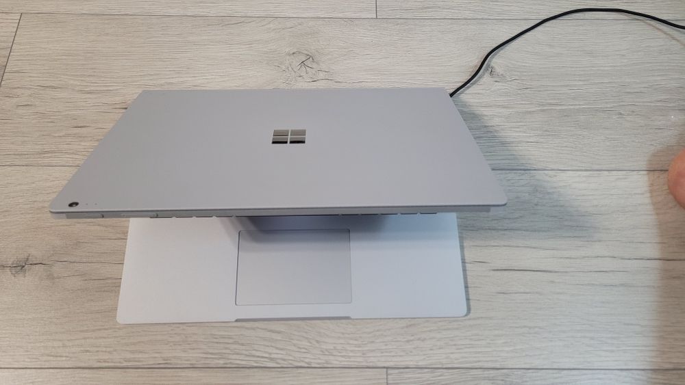 Laptop Microsoft Surface Book 2 i5-7300u