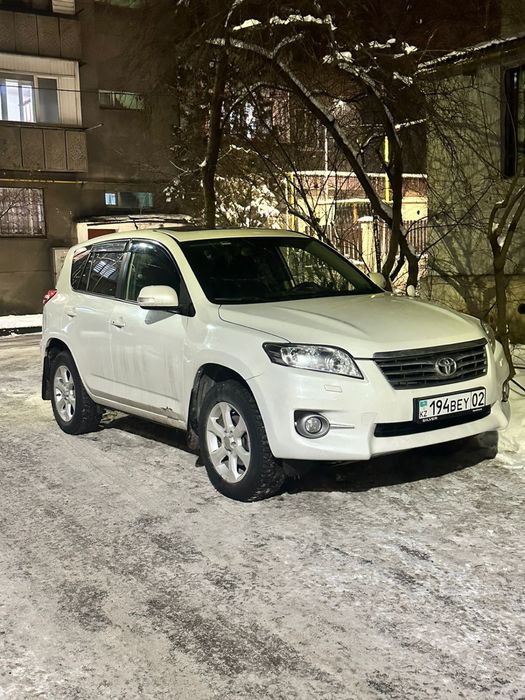 Автомобиль продам.