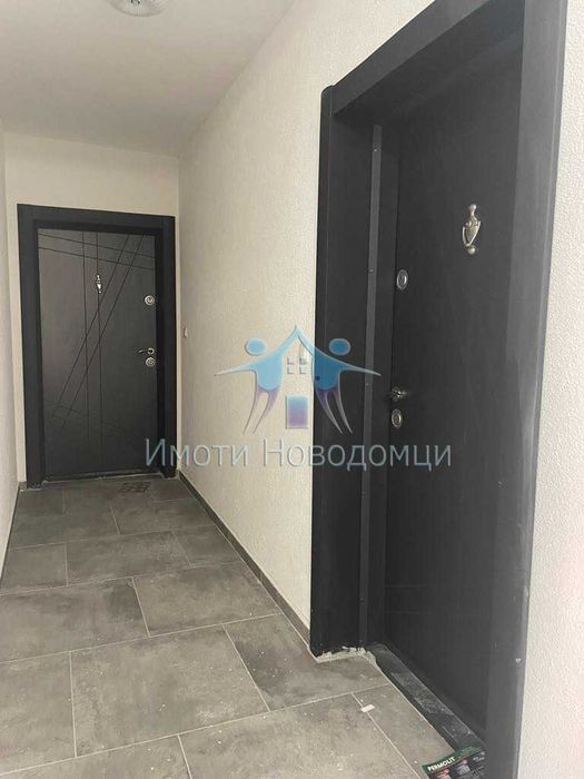 Продава се Двустаен апартамент в Шумен, Пазара - 70 кв.м за 1400 €/кв.м - Снимка #5