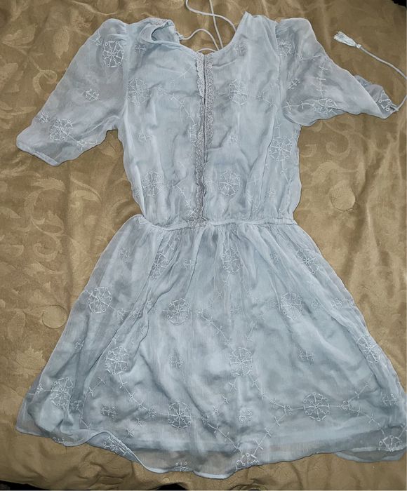 Rochita de vara H&M mini cu broderie si maneci bufante