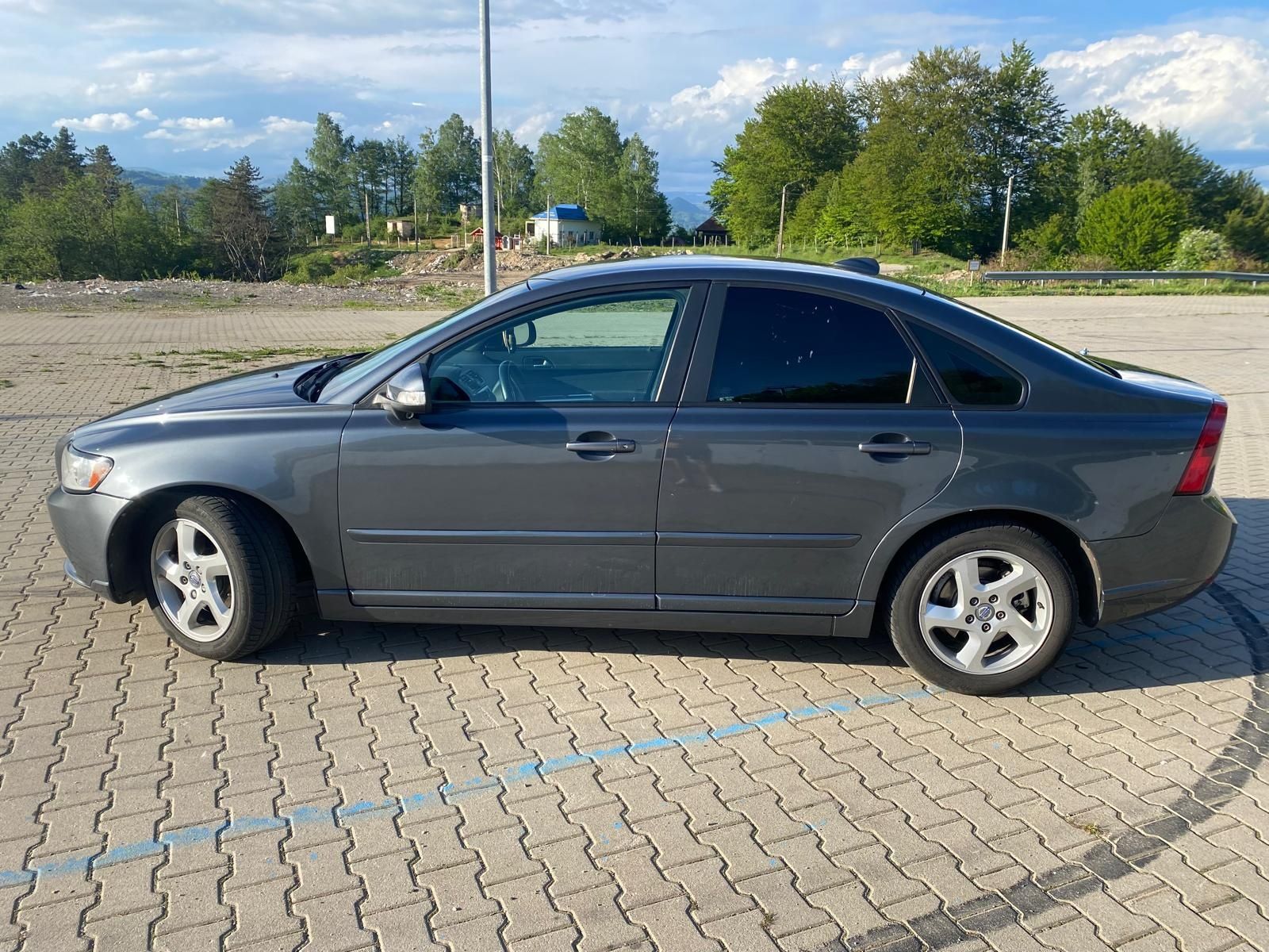 Volvo s40 facelift 2012