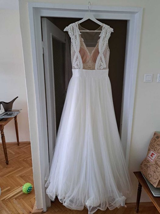 Vand Rochie De Mireasa