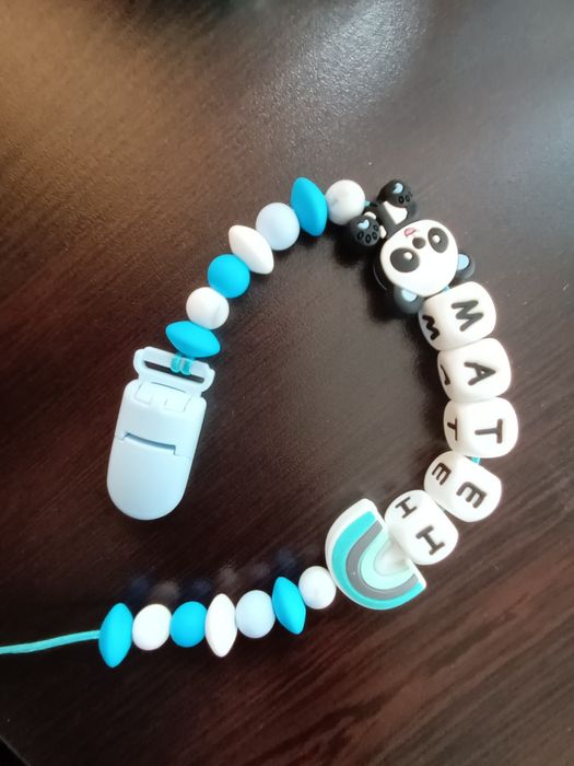 Lantisor pentru suzeta